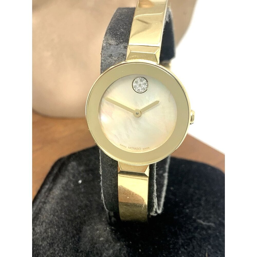 Movado Women's Watch 3600627 Bold Mother of Pearl Dial Swiss Quartz Steel 28mm
